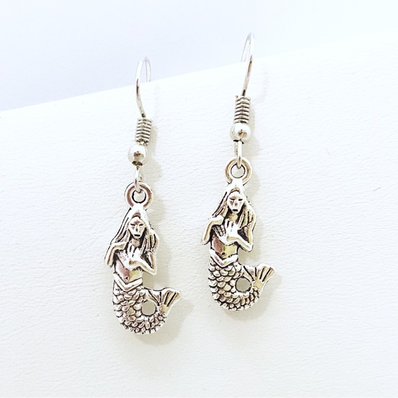 Jewelry - Earrings Little Mermaid Silver Tone Beach Sea Ocean Summer Fairy Fantasy